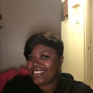 Meet your Posher, Tiesha